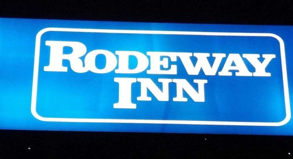 Quality Inn Лотон Экстерьер фото